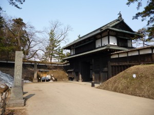 弘前公園 桜はまだ先・・・