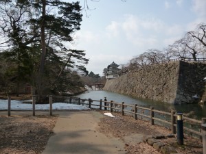 弘前公園 桜はまだ先・・・